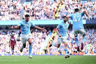 Rodri celebra con euforia el gol que supuso el 3-1 en el marcador del Ettihad. Resultado que acabaría siendo definitivo. 