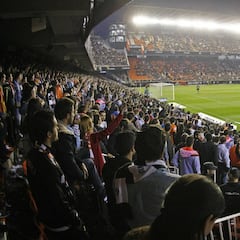 Mestalla agotará hoy las entradas para el Barcelona