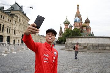 La selección chilena visitó la Plaza Roja de Moscú antes de viajar a Rumania. 