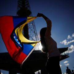 Trump pide ayuda a la Corte Suprema para revocar el estatus de protección para venezolanos