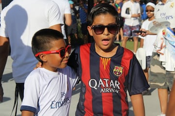 Los aficionados colmaron el Hard Rock Stadium de Miami para disfrutar de El Cl¨¢sico entre Real Madrid y Barcelona.