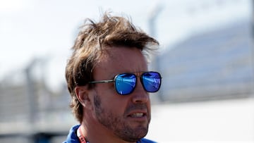 Formula One F1 - Dutch Grand Prix - Circuit Zandvoort, Zandvoort, Netherlands - September 1, 2022 Alpine's Fernando Alonso arrives ahead of the Dutch Grand Prix REUTERS/Piroschka Van De Wouw