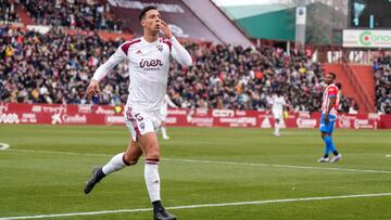 Maikel Mesa tras su marcha del Albacete deja un vacío en el centro del campo que el club deberá suplantar.