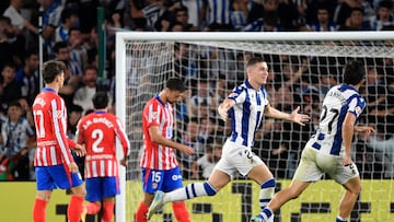 Sucic celebra su gol al Atlético.