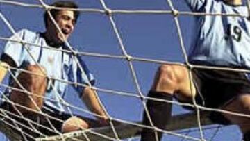 <b>SE LO PIERDE</B>. Diego Alonso no está en la lista de Uruguay para el Mundial.