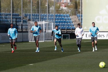 Real Madrid - Barcelona: starting line-ups for El Clásico