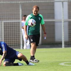 Arrasate: “A veces la necesidad se hace virtud”