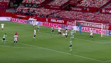 Su nombre va a atronar semanas en Sevilla: el penalti 'sui generis' que pitó Mateu y rompió el derbi