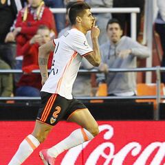 Cancelo se reencuentra con una afición que le hizo ‘llorar’