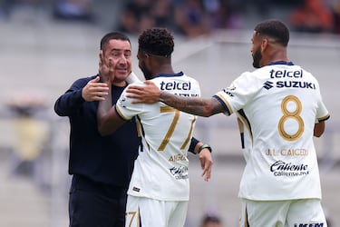 Efraín Juárez se complica en la Liga MX