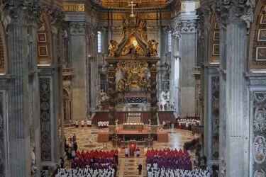 El cuerpo del papa Francisco yace en la Basílica de San Pedro del Vaticano.