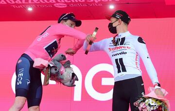 Tao Geoghegan Hart y Jai Hindley