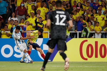 Colombia gana con gol de Fuentes y pasa a la siguiente fase del Sudamericano. 