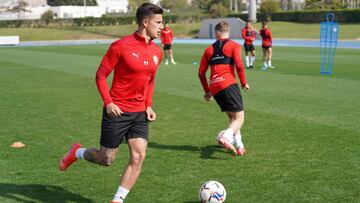 Continúa el puente Uruguay-Almería