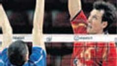 España, invicta y líder a semifinales