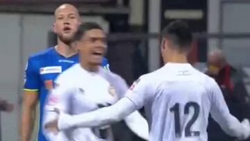 El nuevo gol del '9' que espera Rueda: ¡remate seco en el área!