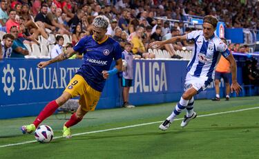 El Andorra lo goza en el alambre