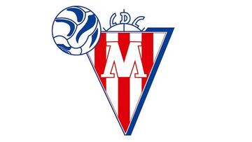 La plantilla del Moscardó se ofrece para hacer la compra