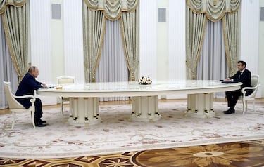Putin’s former banker warns about his health