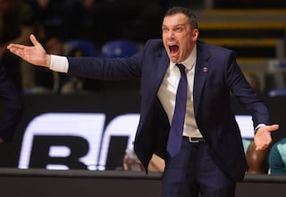 Galbiati: “Tendremos las bajas de Trent Forres y Tadas Sedekerskis”