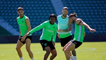 15/04/26 ELCHE ENTRENAMIENTO
DA SILVA BUBA TETE MORENTE PETROT
