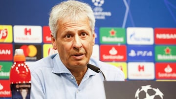 Favre, en conferencia de prensa.