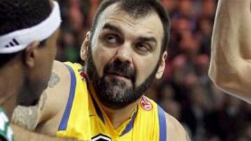 El pívot serbio Ratko Varda, del Asseco Prokom, ha sido el MVP de la octava jornada de la Euroliga.