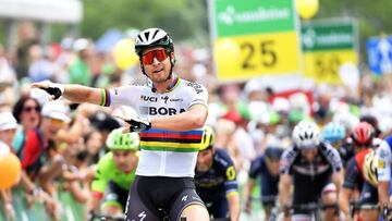 Peter Sagan celebra su victoria en el Tour de Suiza.