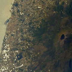 La impresionante foto del volcán Vesubio hecha desde el espacio