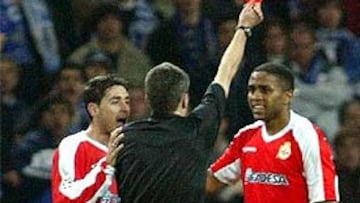 <b>SANCIONES. </B>Jorge Andrade fue expulsado en el partido de ida de las semifinales de la Liga de Campeones contra el Oporto.