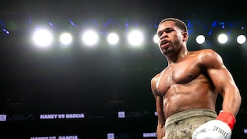 The super lightweight champion is in a difficult situation after losing against Ryan Garcia and must decide which steps to take.