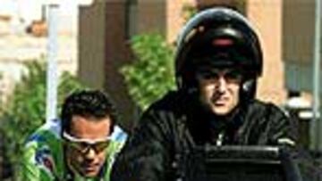 <b>A 70 km/h.</B> Aitor se ha entrenado tras moto para la contrarreloj a una velocidad crucero de 70 kilómetros por hora.