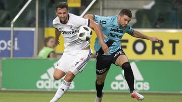 El franc&eacute;s Nicol&aacute;s P&eacute;rez, ante el Legia de Varsovia. 