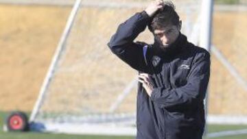 <b>MALOS TIEMPOS. </b>Marcelino, en el entrenamiento de ayer del Sevilla.