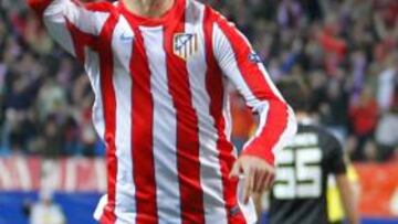 <b>TRIUNFADOR. </b>Adrián celebra el gol marcado al Besiktas.
