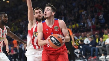 Nando de Colo, durante un partido con el CSKA Moscú ante el Olympiacos.