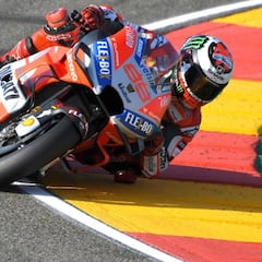 Pole de Lorenzo en el doblete Ducati por delante de Márquez