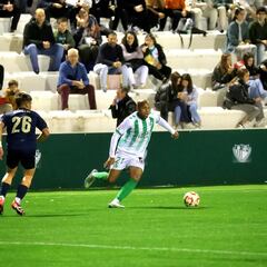 El Recreativo se estrella con la madera en el hogar del líder, Antequera