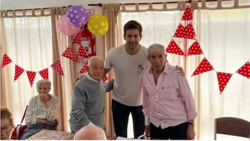 Del Potro cumple promesa y visita a los abuelos de una residencia en Tandil