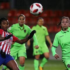 El Atlético gana al Levante para aprovechar el tropiezo azulgrana