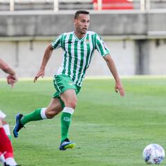 El Betis echa a andar con un triunfo sellado por Boudebouz