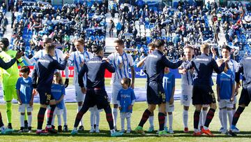 22/01/23 LEGANES vs LEVANTE
PARTIDO SEGUNDA DIVISION
SALUDOS INICIALES ENTRE EQUIPOS