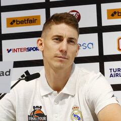 Carroll: "Intentaré que Sergio no me meta un triple en la cara"