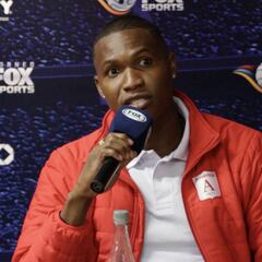 Bejarano: "Queremos que se vuelvan a enamorar del club"