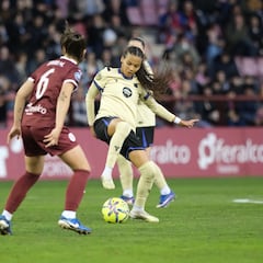 Vicky lidera al ‘Baby’ Barça en Las Gaunas