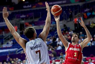 Porzingis se sale con Letonia; Serbia complica a Turqu¨ªa