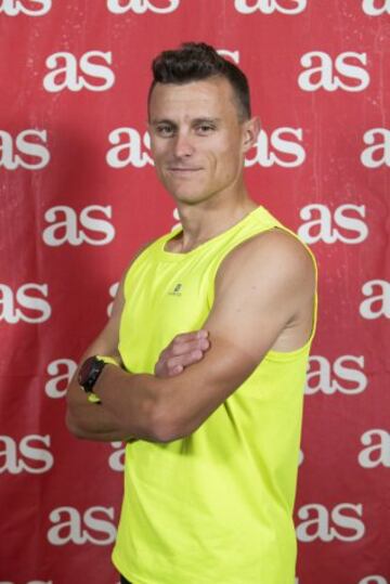 Jes¨²s Navarro.