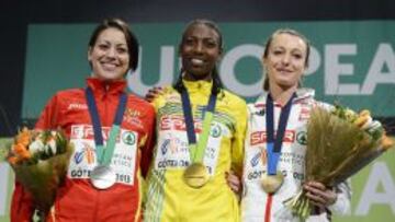 La sueca Abeba Aregawi, nacida en Etiop&iacute;a, gan&oacute; en el 1.500 femenino a Isabel Mac&iacute;as.