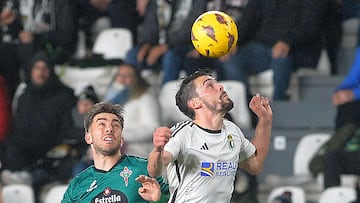 11/02/24 PARTIDO SEGUNDA DIVISION
BURGOS CF - RACING CLUB FERROL
IKER LOSADA Y MIGUEL ATIENZA