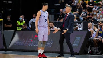 El entrenador del Barça, Sarunas Jasikevicius, valoró la victoria de su equipo ante el Bilbao en Miribilla, lo que les mantiene invictos en la ACB.